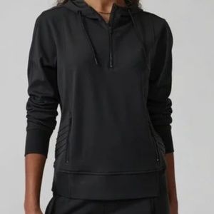 Athleisure  pull over
